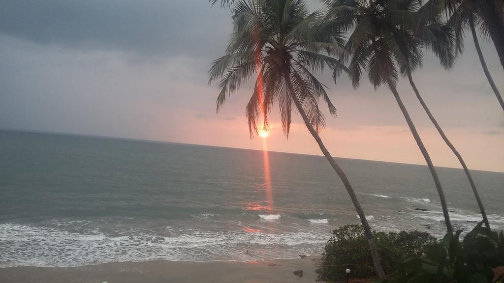 Kanbay Beach Resort Kannur Exterior photo